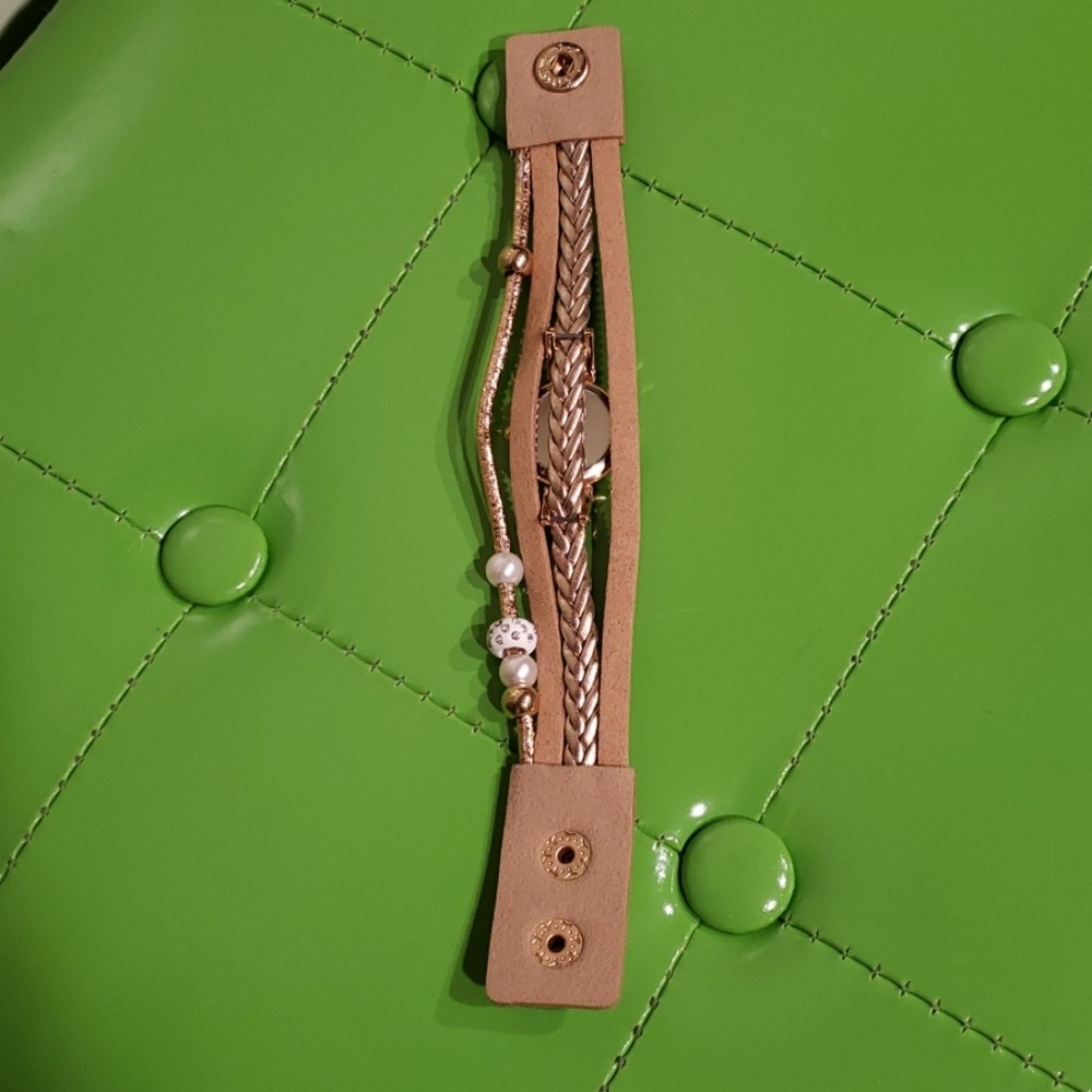 Beautiful Watch bracelet - Picture 7 of 8